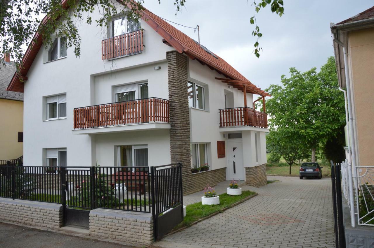 Varga Apartman Hévíz Apartman Kültér fotó